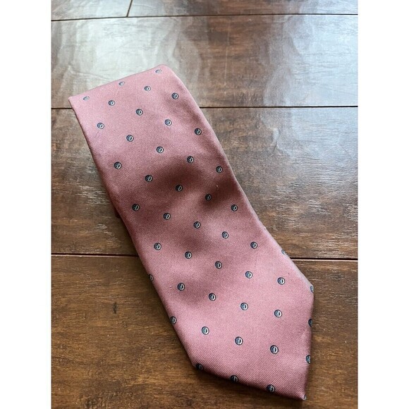 Vintage Christian Dior Made In USA 100% Silk Printed Tie - Picture 1 of 4